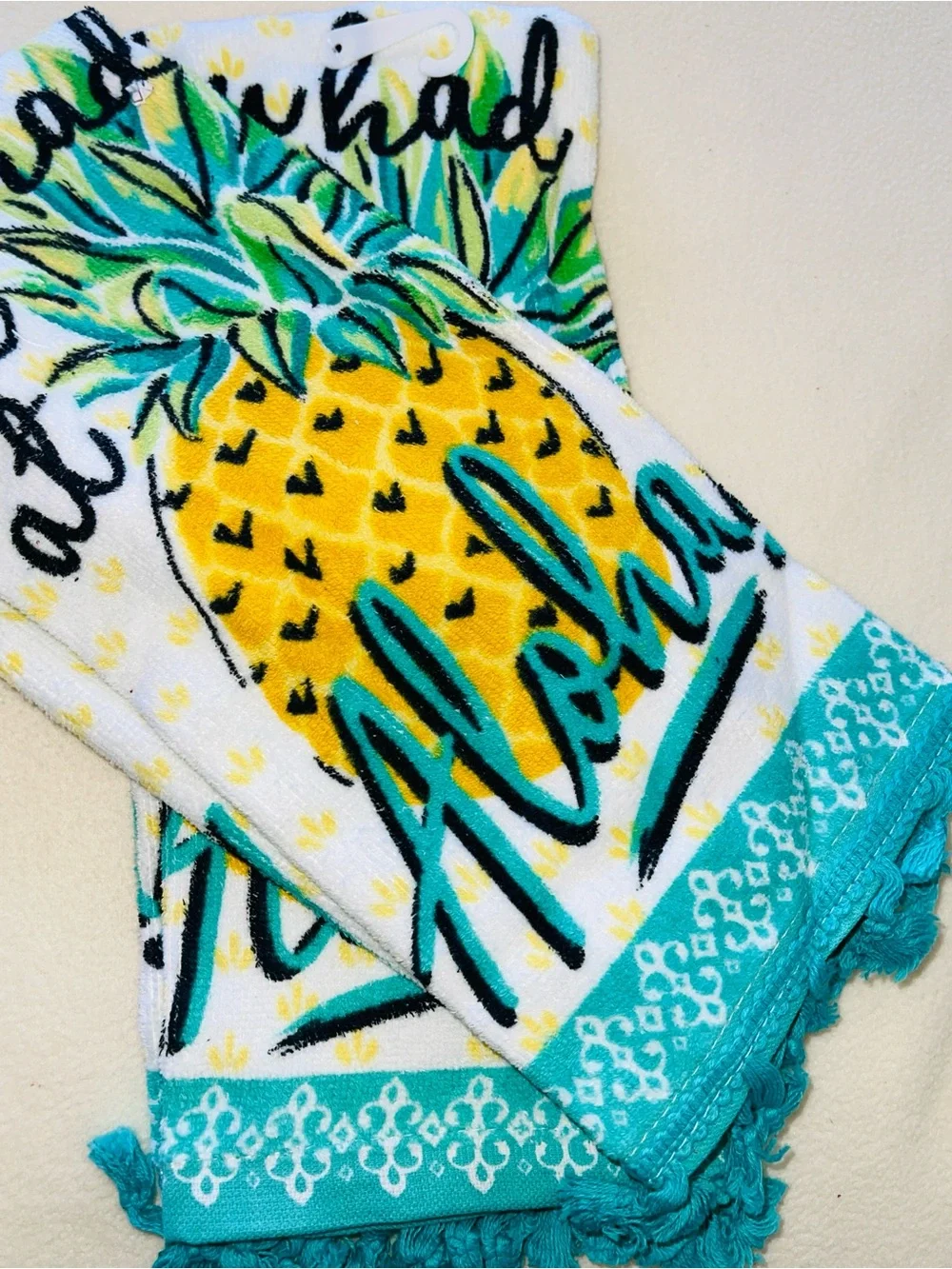 New 2 Kitchen Hand Towels ALOHA Hawaii Pineapple Dishes
